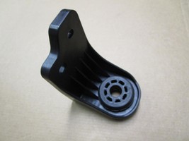 New OEM 2017-2018 GMC Acadia Radiator RH Right Side Support Bracket 8415... - $22.76
