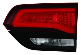 Grand Cherokee 2014 2015 SRT-8 Right Inner Tail Light Taillight Rear Liftgate - £173.30 GBP