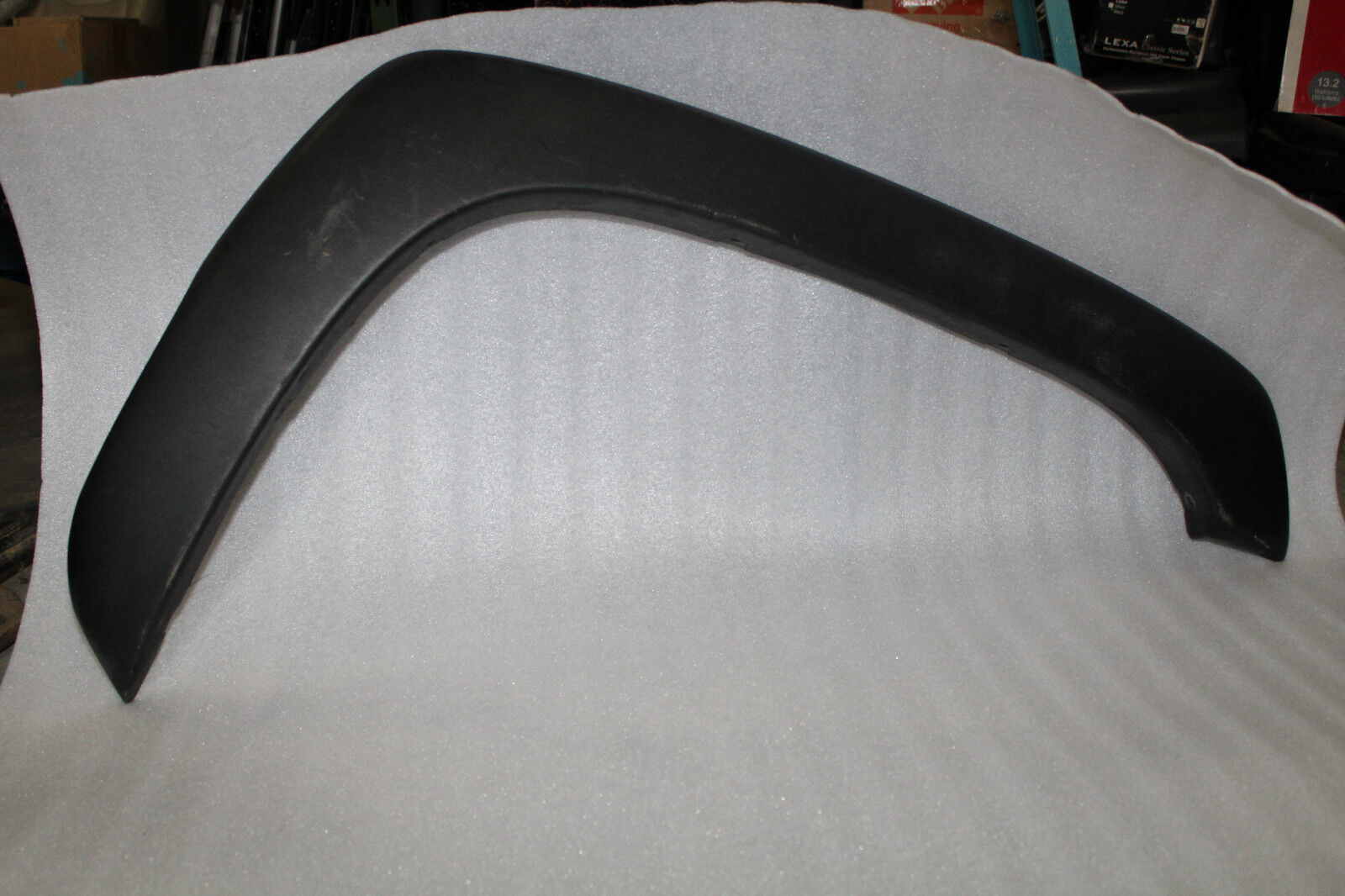 2001-2006 CHEVY CHEVROLET SILVERADO V8 PASSENGER RIGHT FENDER FLARE MOLD... - $249.99