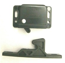 Southco 5 Pound Black Grabber Catch Latch for RV and Motor Home Cabinets... - $180.19 MXN