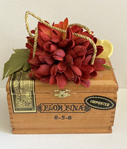 Decorative Giant Flower Flor Fina Cigar Box Purse - £41.01 GBP