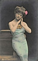 Beautiful Young WOMAN-CURLY Brown Hair~Shapely Green Dress~German Photo Postcard - £4.57 GBP