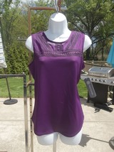 Nwt Daisy Fuentes Purple Top M - $14.99