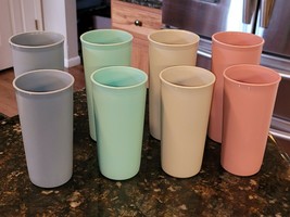 Lot 8 Tupperware Cups Tumblers Country Pastel Colors #115 (4) and #116 (4) - $35.96