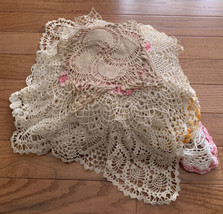 42 Vintage Handmade Crochet Dollies Variety Of Size Color Designs See All Photos - £30.59 GBP