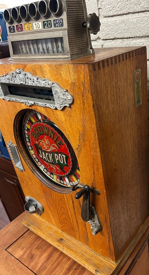 Watling 5¢ Brownie Victorian Slot Machine Circa 1908 Item image 2