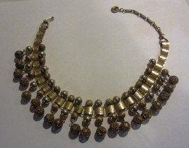 Vintage Signed Lisner Chain Fringe  Gold Tone Necklace - $52.25