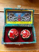 Beautiful Set of Green Enamel w Red &amp; White Poppy Flower Magnetic Stress... - £18.89 GBP