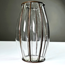 METAL FRAME HAND BLOWN GLASS INSIDE VINTAGE VASE Ribbed 9in Tall  5.5in ... - £157.37 GBP
