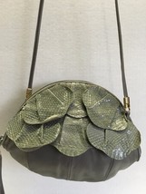 Lisette Paris Women&#39;s Handbag Vintage Gray Leather Detailed Crossbody - £39.56 GBP