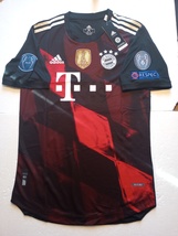 Robert Lewandowski Bayern Munich UCL Match Slim Red Home Soccer Jersey 2020-2021 - £95.09 GBP