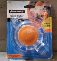 Fiskars Circle Cutter 2 Included Blades Cuts 1&#39;&#39;-8&#39;&#39; Circles Quilting Se... - £13.34 GBP
