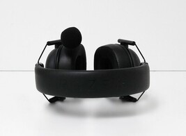 Razer BlackShark V2 HyperSpeed Wireless Bluetooth Gaming Headset - Black image 4