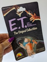 Vintage 1982  E.T. The Extra Terrestrial LJN 2-1/2&quot; Toy Action Figure on... - £15.98 GBP