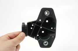 06-2011 mercedes ml350 gl450 rear bumper left driver side bracket mount ... - $18.87