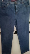 Gloria Vanderbilt Brand ~ Blue Jeans ~ Women&#39;s Size 16P ~ (2) - $26.18