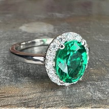 4 Ct Emerald Cut Natural Emerald Engagement Ring, Unique  Antique Emerald Ring - £75.09 GBP