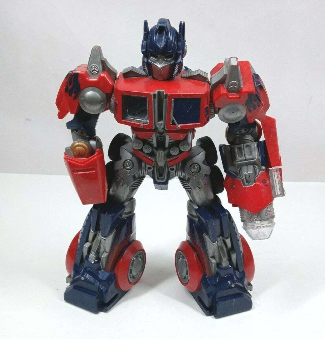 2006 Hasbro Transformers Optimus Prime Electronic Cyber Stomping 12