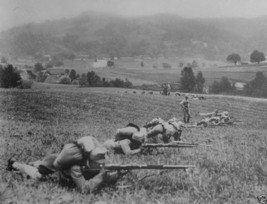 Austrian infantry with rifles deploying in a field 1914 World War I 8x10 Photo - £7.04 GBP