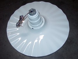 Radial Wave 20&quot; Industrial Lighting Fixture White AR-20 &amp; socket 30E  - $2,496.97 MXN
