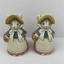 Vtg OTAGIRI Hand Crafted Porcelain Mouse Salt &amp; Pepper Shakers Japan - £18.36 GBP