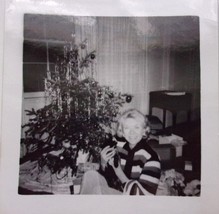 Women Opening Christmas Gifts In Front Of Tree Gets Kitten Snapshot Photo 1950s - £10.19 GBP