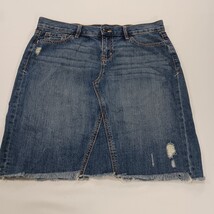 Old Navy RN#54023 Women's Blue Cotton Frayed Bottom Denim Skirt Size 8 image 10