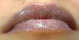 NYX Professional Makeup Avatar 2 Bioluminescent Lip Gloss Iluminate 3.05... - $269.20 MXN