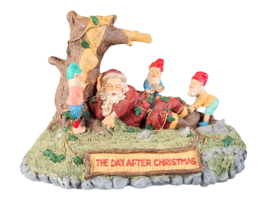 The Day After Christmas Musical Santa Elf Around the World House of Lloyd 1994 - £16.01 GBP