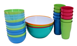25 Lot Thick Heavy Duty Plastic Picnic Bowls &amp; Tumblers Bright Colors Green Blue - £17.30 GBP