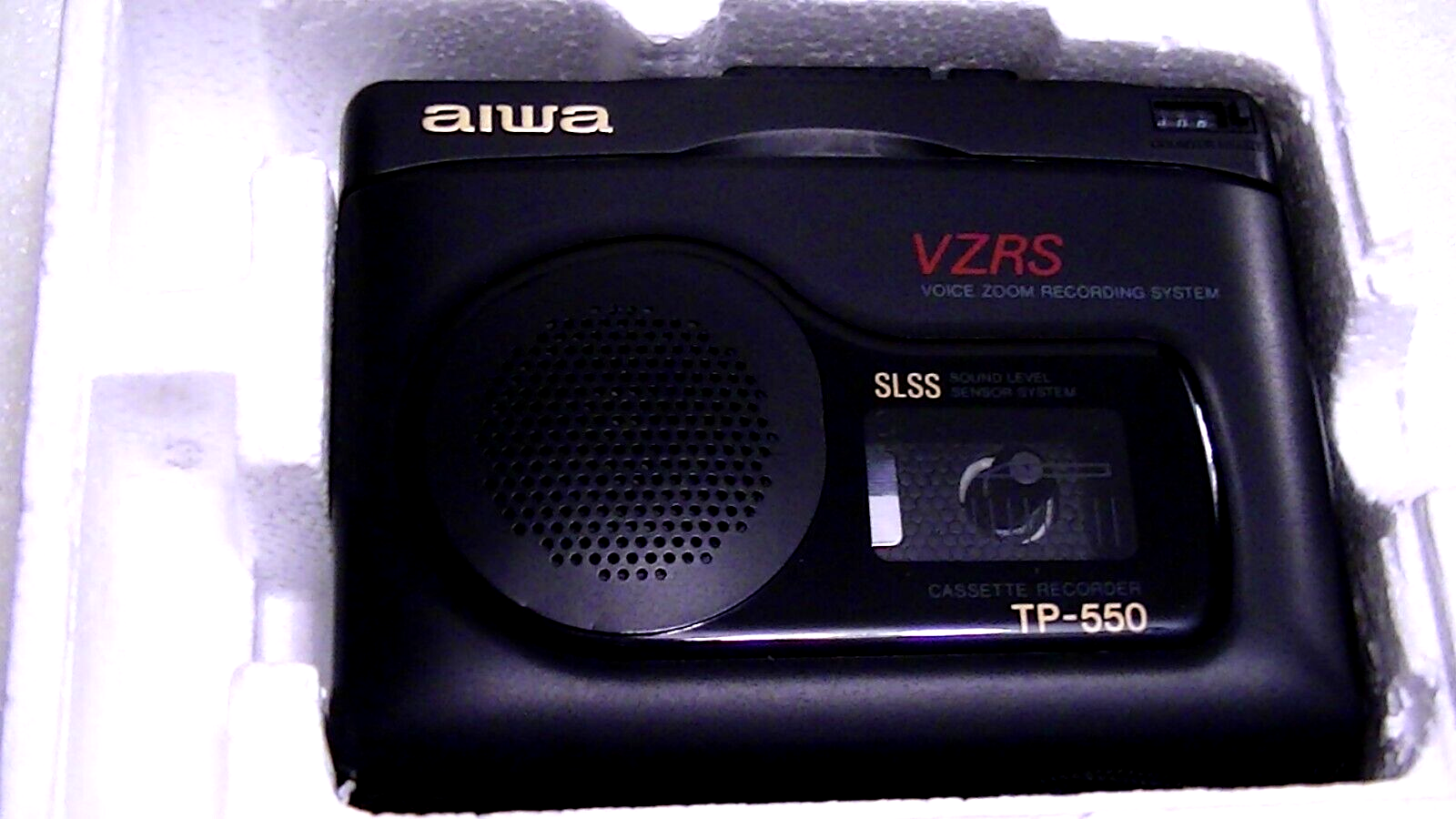 Restored VINTAGE AIWA WALKMAN CASSETTE RECORDER TP-550,  Works very well  			