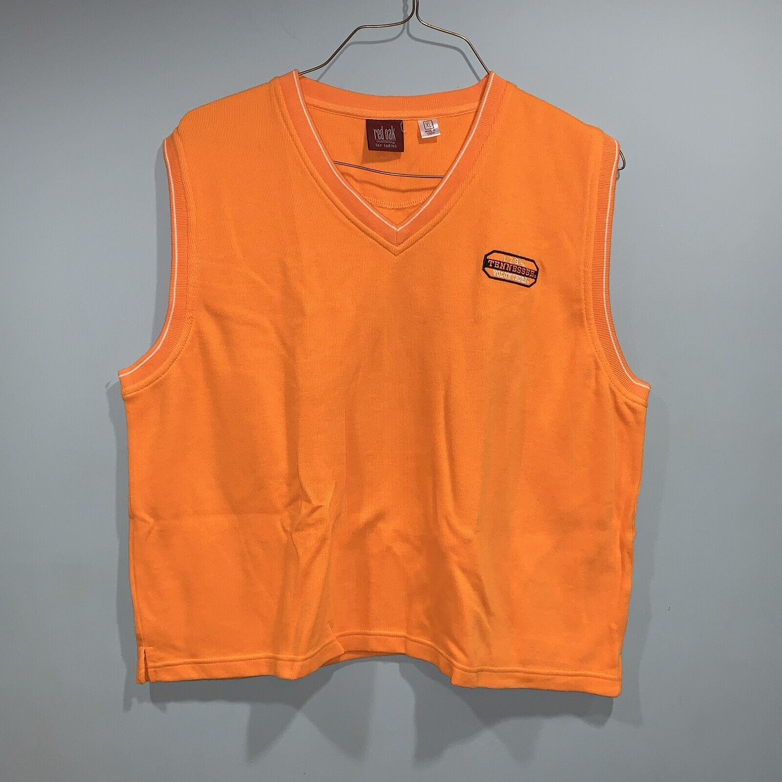 Primary image for Tennessee Volunteers Womens Sz XL Vest Red Oak Sportswear V Neck Tenn Orange
