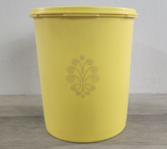 Vtg Tupperware Yellow Servalier Canister 807 w/ Matching Lid 808 - Gold Filigree - £7.69 GBP