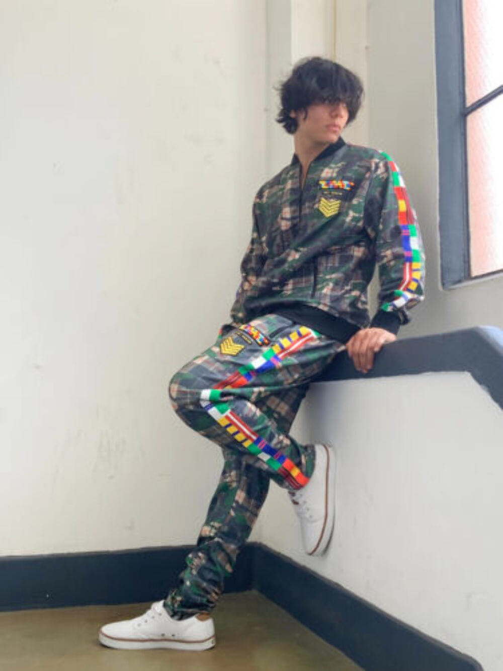 Full-size item image