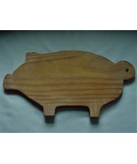 VINTAGE FARMHOUSE WOODEN PIG CUTTING OR BREAD BOARD RED PAINT - £28.77 GBP