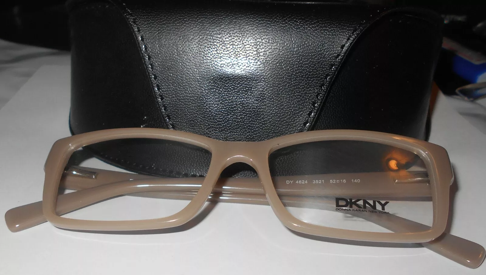 DNKY Glasses/Frames 4624 3521 52 16 140 -new with case - brand new - £19.61 GBP
