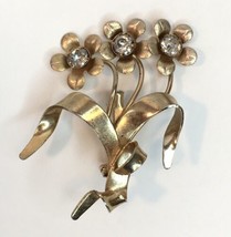Vintage Gold Tone &amp; Rhinestone Triple Daisy Flower Brooch Pin  - £12.78 GBP