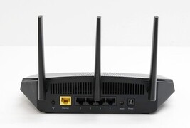 NETGEAR Nighthawk RAX10 Dual-Band Wi-Fi 6 Router image 5