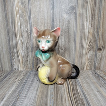 Vintage Royal Copley Cat &amp; Yarn Ball Kitten Planter - £23.14 GBP