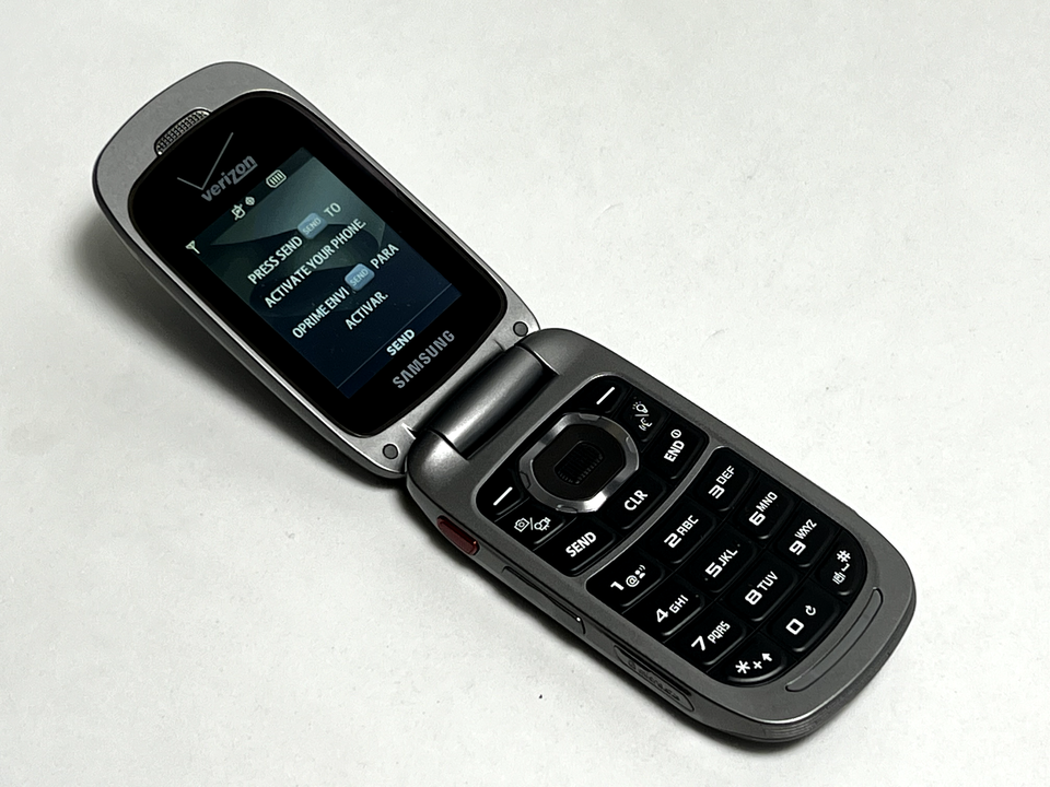 Samsung SCH-U660 Convoy 2 Handheld 2.2" Screen Verizon Flip Cell Phone - TESTED - $9.77