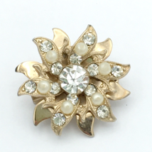 FAUX PEARL &amp; rhinestone vintage flower pin - 1&quot; delicate ornate gold-ton... - £15.80 GBP