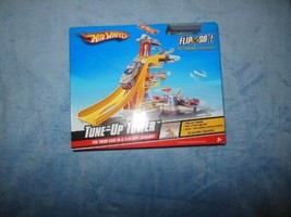 New Hot Wheels Tune Up Tower FlipnGo No Assembly with Car - £11.76 GBP