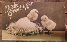 &quot;Easter Greetings&quot; Two Chicks Posed - Original 1907-1915 Postcard - £3.41 GBP