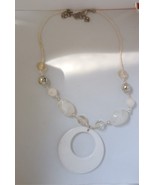White neckless 16-20&quot; with a 2” acrylic hoop - $15.25
