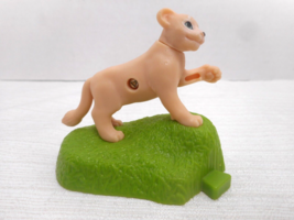 McDonald&#39;s Happy Meal toy 2019 Disney&#39;s The Lion King #5 Nala Cub LOOSE figure - £5.17 GBP