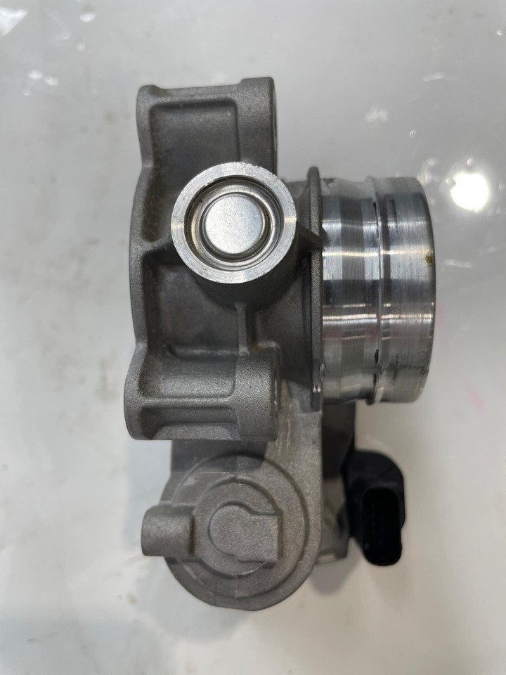 2021-2022 Chevy Trax LS 1.4L TBI Throttle Body Valve Assembly 12671379 OEM Item image 5