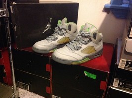 Authenticity Guarantee Men Nike Air Jordan Retro 5 Basketball Shoe Size 9.5 ... - £308.58 GBP