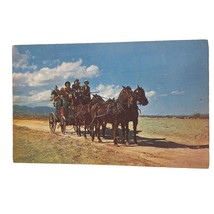 Postcard The Old Stagecoach Of The West Cowboy Western Chrome Unposted - $89.48 MXN