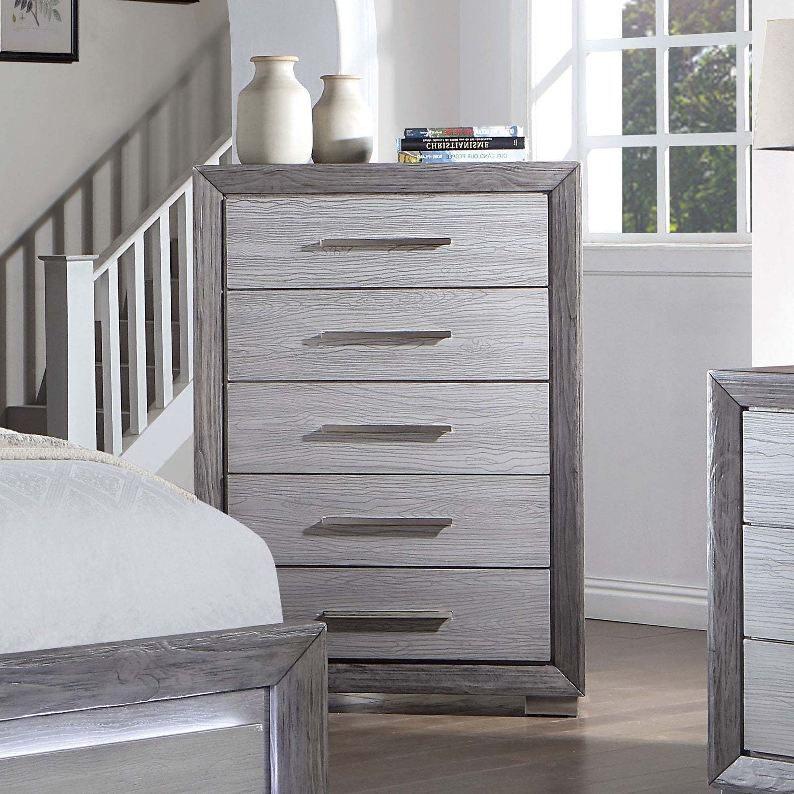 Transitional Gray Chest: Metal Ball Bearing Glides & Bar Handles Item image 4