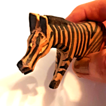 Vintage Zebra Hand Carved Wooden African Animal 4&quot; Long Wood - £7.48 GBP